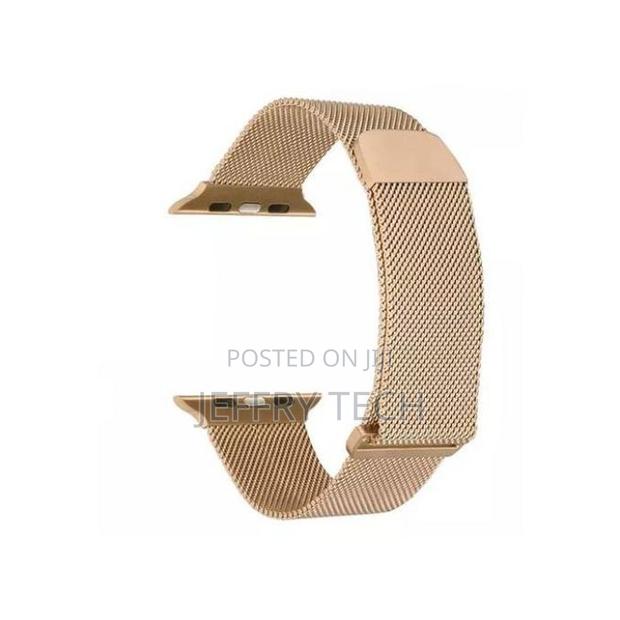 Replacement Magnetic Strap for Apple Watch 42/44mm - main view