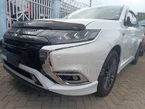 Mitsubishi Outlander 2.4 PHEV AWD 2018 White