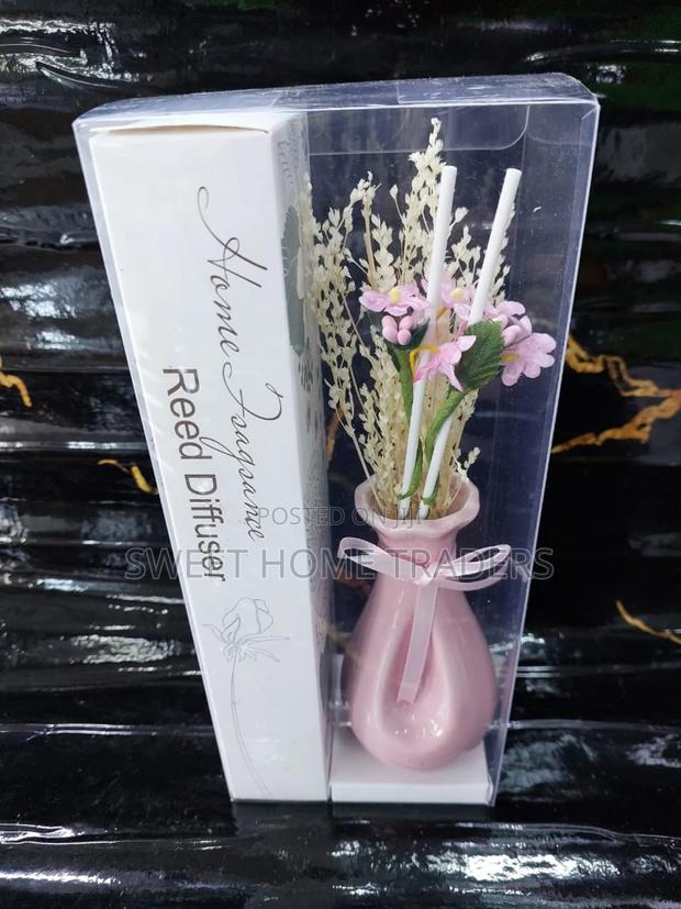 Flowers Ceramic Vase Reed Diffuser - main view