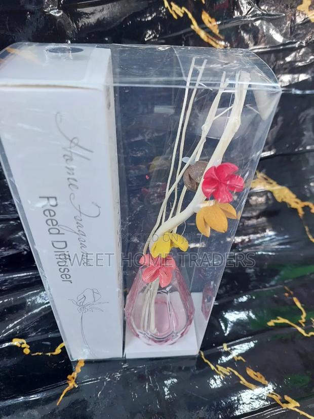 Beautiful Flowers Ceramic Vase Reed Diffuser - main view