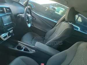 Toyota Prius 2017 Silver