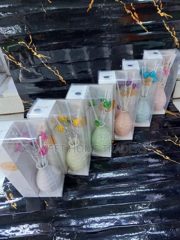 *Decorative Ceramic Vase Reed Diffuser* - main view