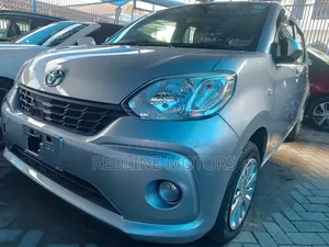 Toyota Passo 2018 Silver