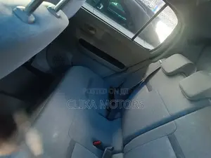 Toyota Passo 2018 Silver
