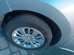Toyota Passo 2018 Silver