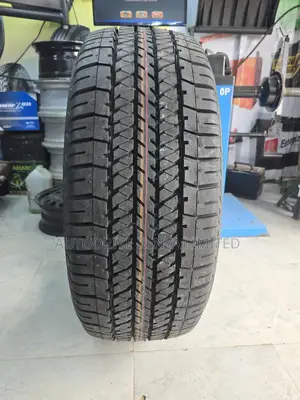 275/60r20 Bridgestone Tire
