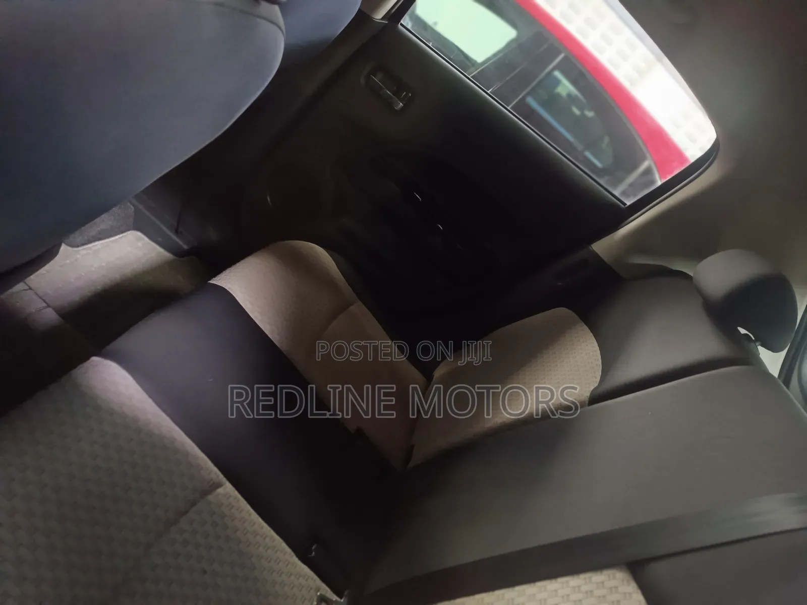 Mitsubishi Mirage 2018 Silver