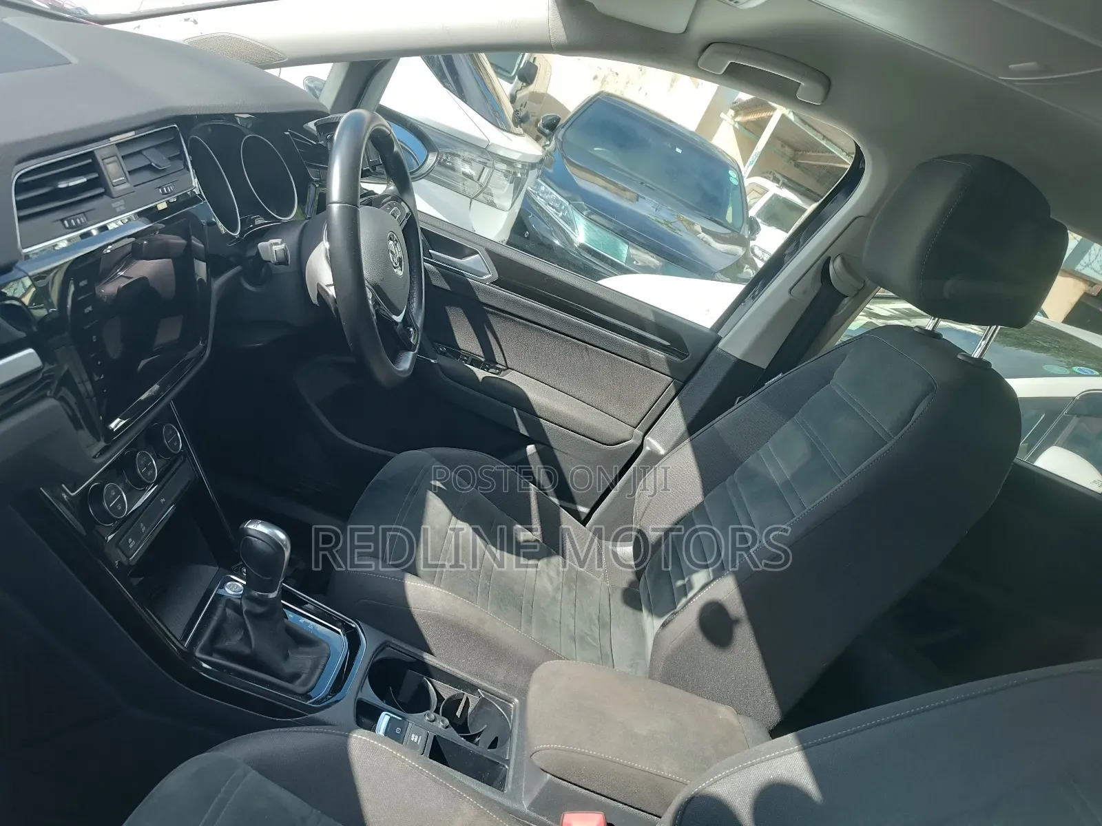 Volkswagen Touran 2018 Blue