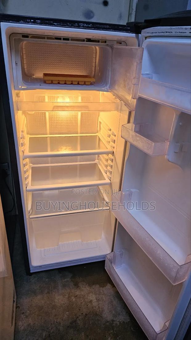 Samsung 193l Fridge - thumbnail 2
