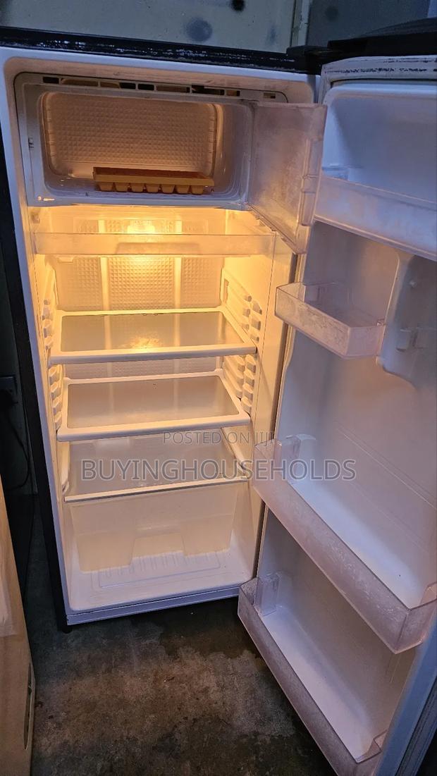 Samsung 193l Fridge - thumbnail 3