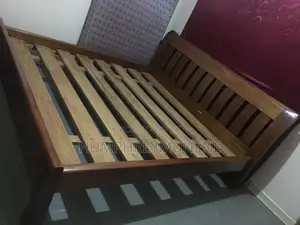 Mahogany 6x6 Bed With Mattress