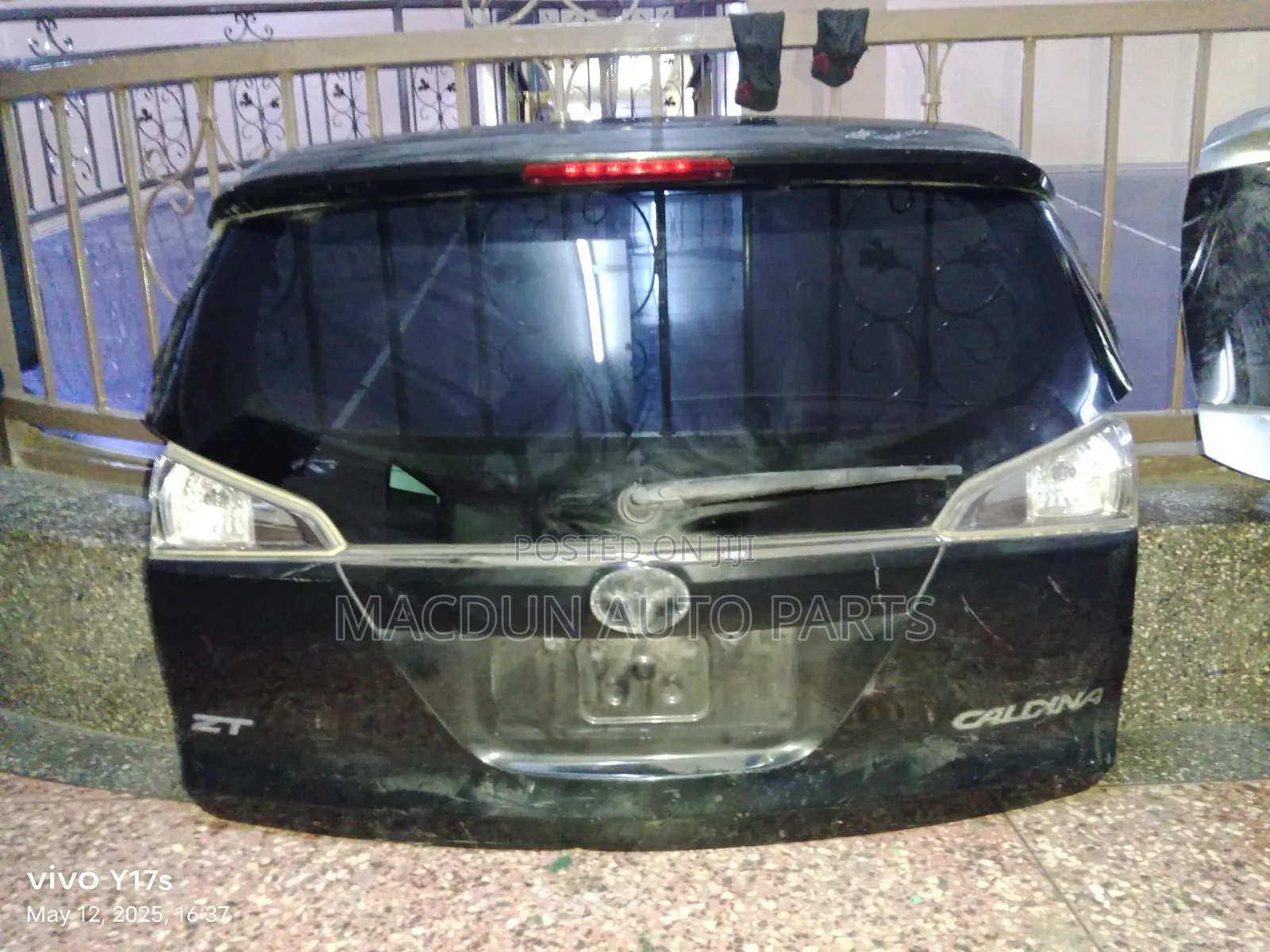 Caldina Chopper Boot Tailgate