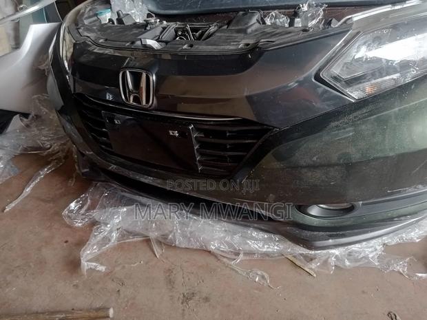 Ex Japan Honda Vezel 2015 Clean Nosecut - main view