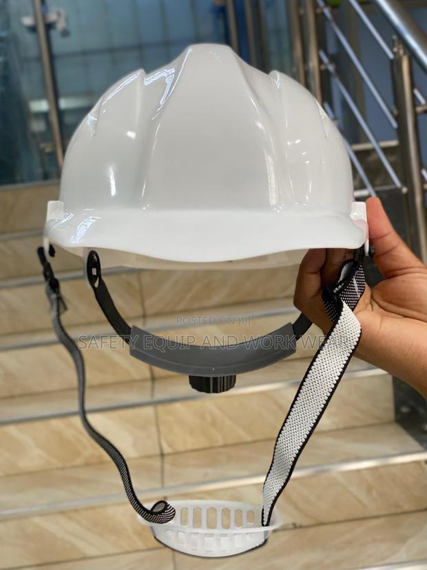 Vaultex Heavy Duty Helmet With Rear Padding .