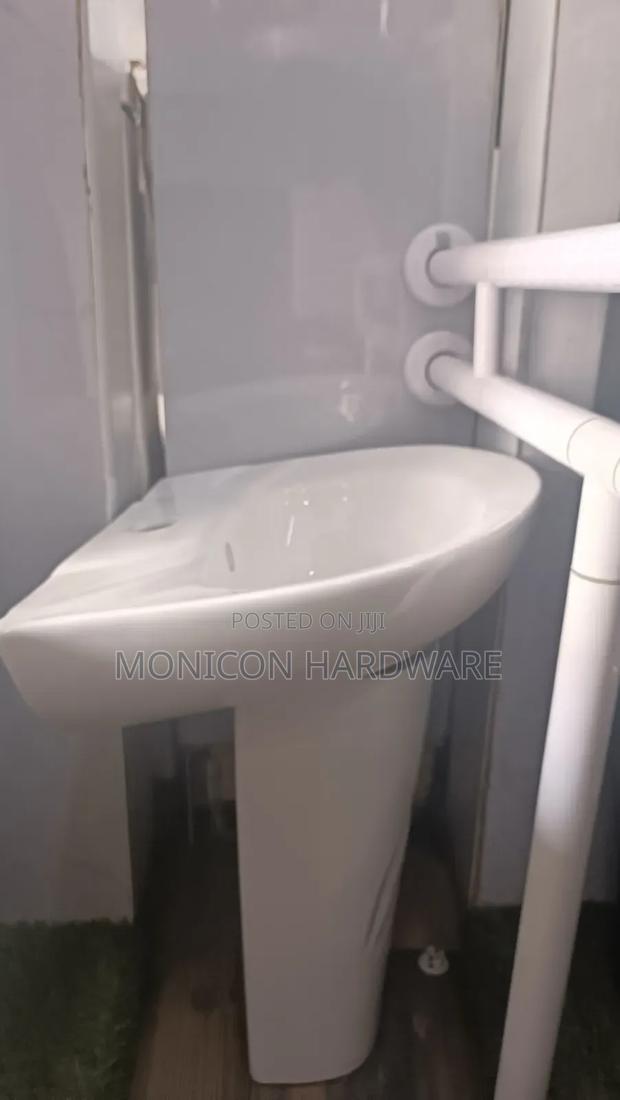 Baby Pedestal Hand Wash Basin