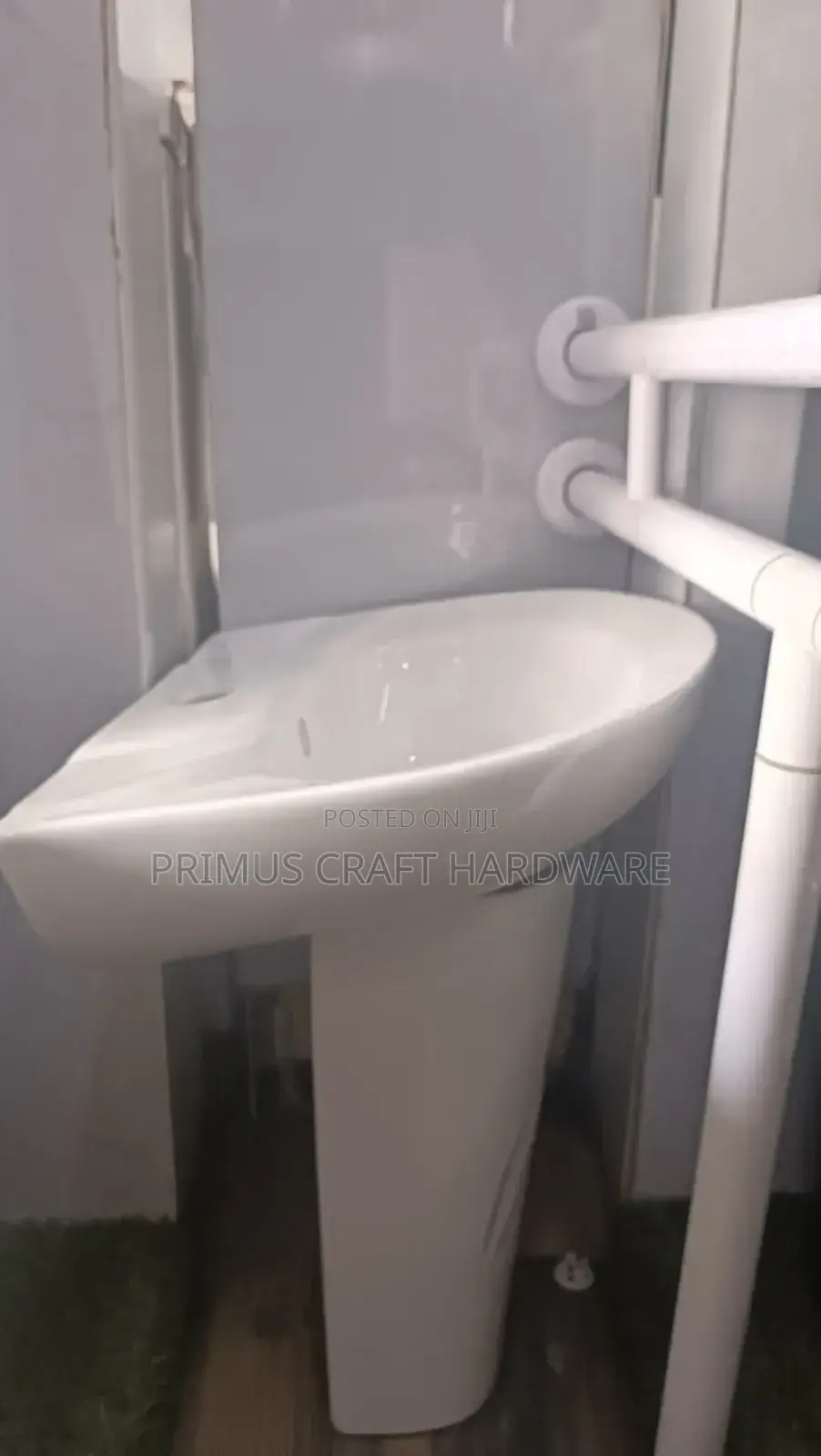 Baby Pedestal Hand Wash Basin