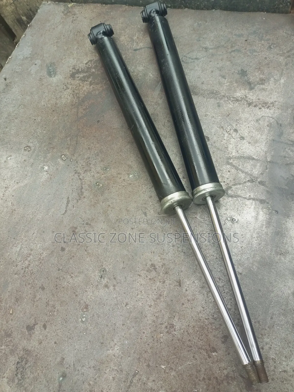 Mercedes C200 W204 Back Shocks