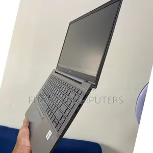Laptop HP ZBook Firefly 14 G7 32GB Intel Core I7 SSD 1T