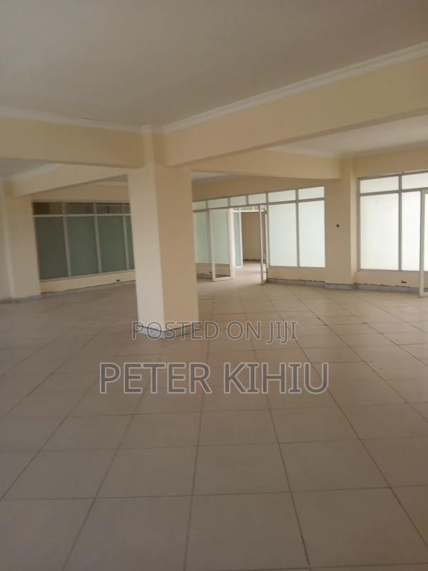 Office Space 1800sqft on Enterprise Rd - thumbnail 3