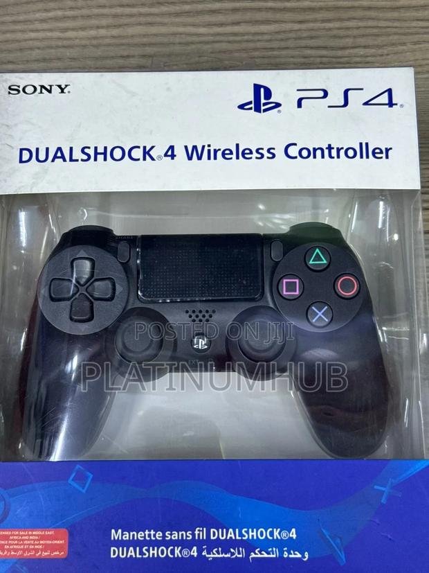 Wireless Dualshock 4 Controller - main view