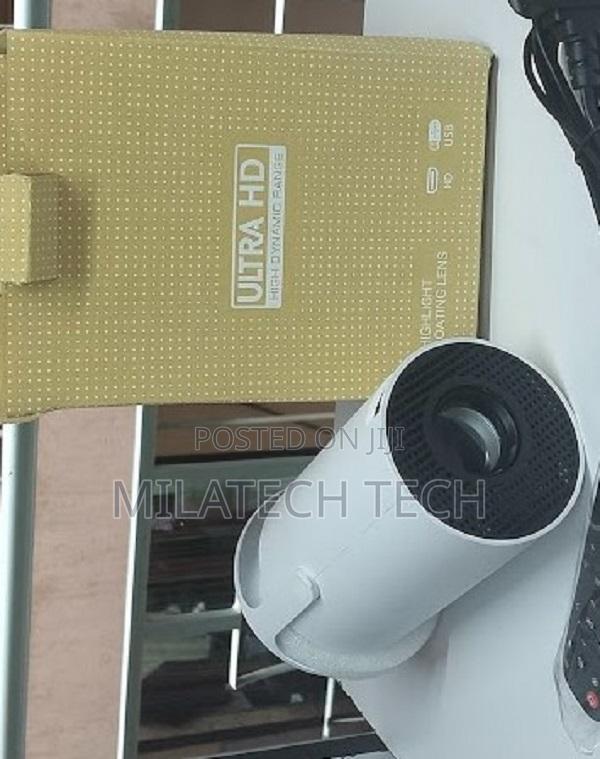 Android Projector 5g Wifi Bluetooth Powered - main view