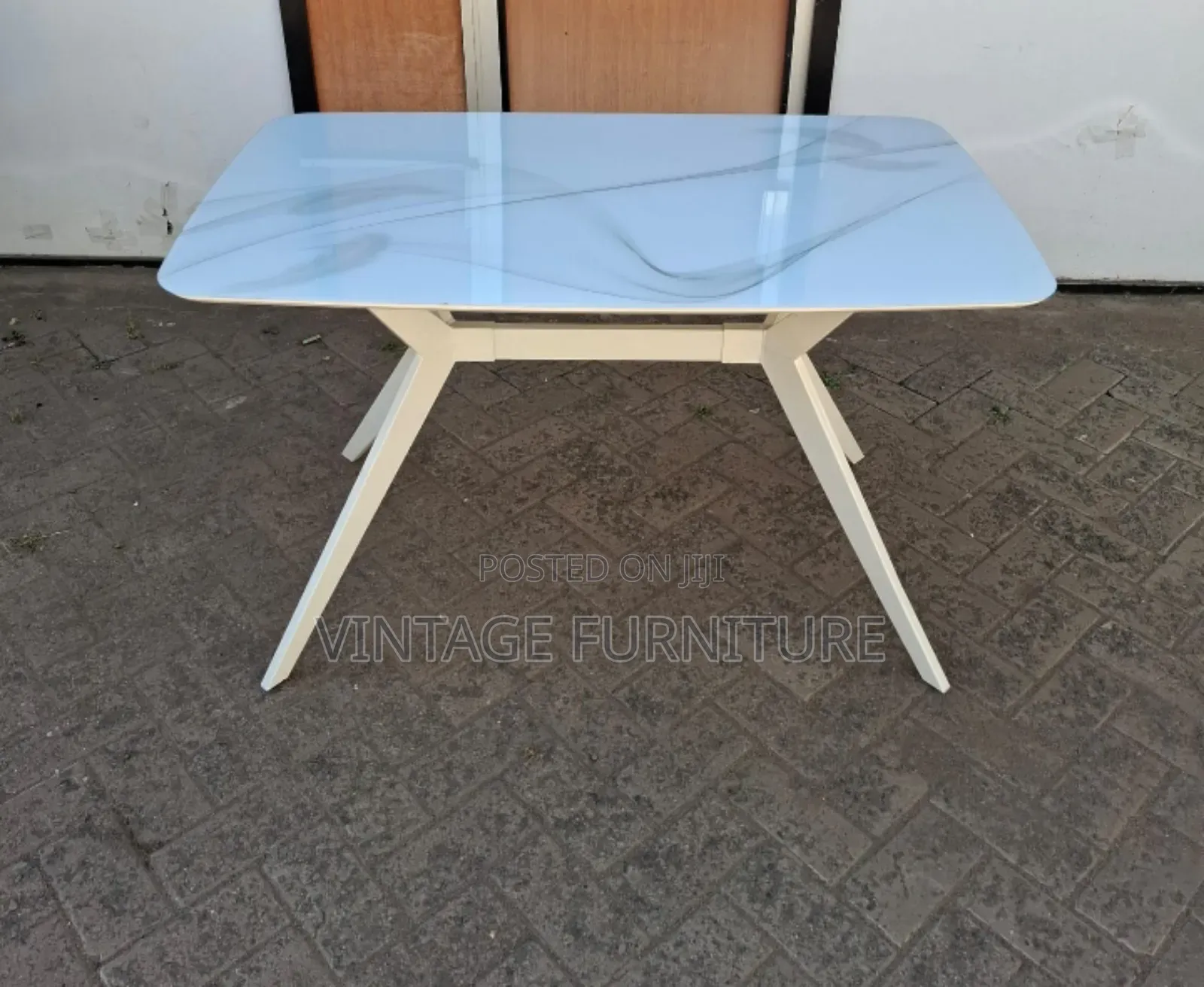 Dinning Table
