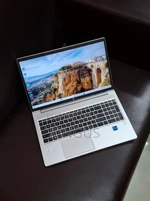 Laptop HP ProBook 450 G8 16GB Intel Core I7 SSD 256GB
