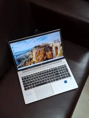 Laptop HP ProBook 450 G8 16GB Intel Core I7 SSD 256GB