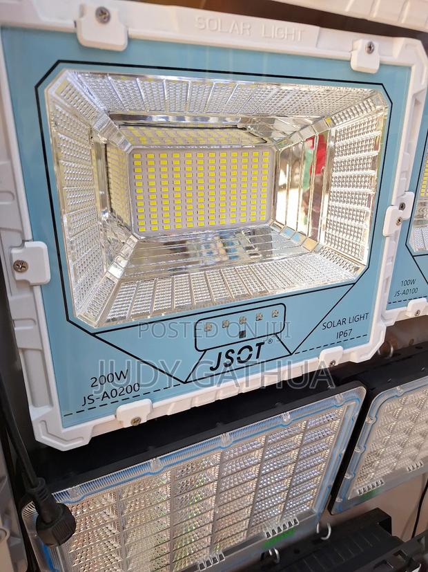 200 Watts Solar Light - main view