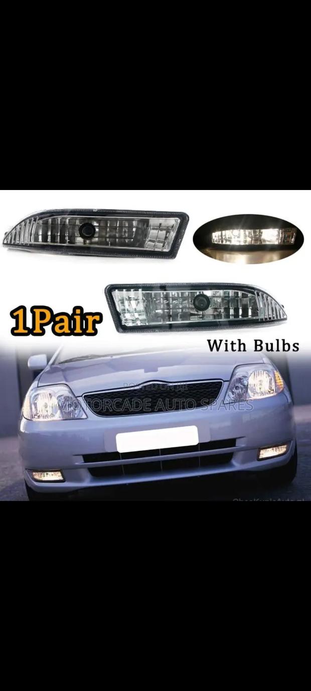 Toyota Fielder 2002 Fog Lights Set