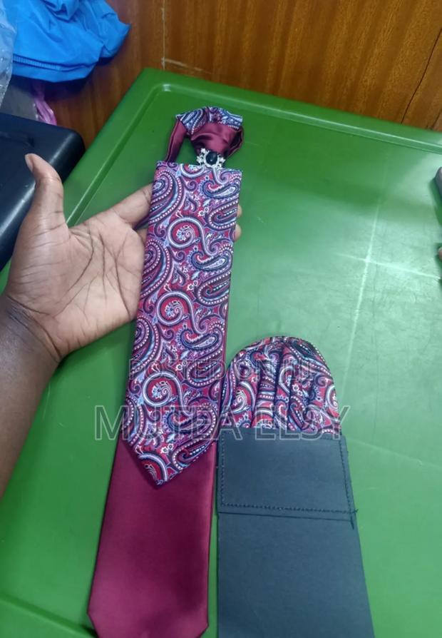 Redwine Teardrop Cravat Tie Sets - main view