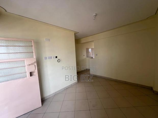 1bdrm Apartment in Studio/1/2, Parklands/Highridge for rent - thumbnail 2