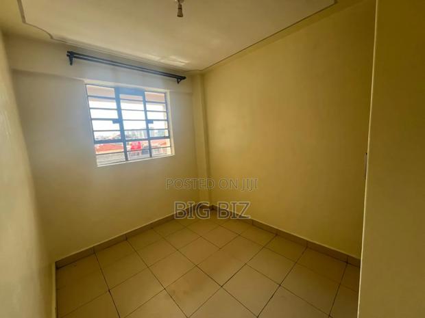 1bdrm Apartment in Studio/1/2, Parklands/Highridge for rent - thumbnail 3