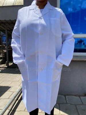 Premium White Lab Coat - thumbnail 2
