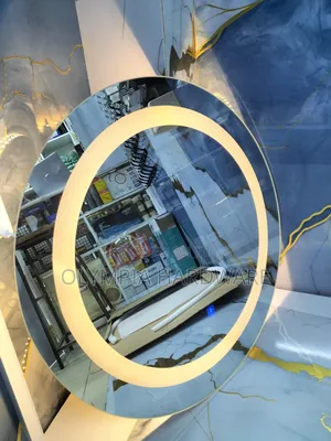 Circle Mirror With Lights