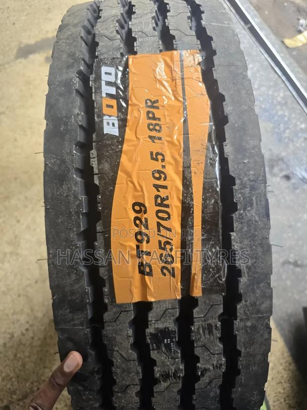 265/70r19.5 Boto Small Tyre