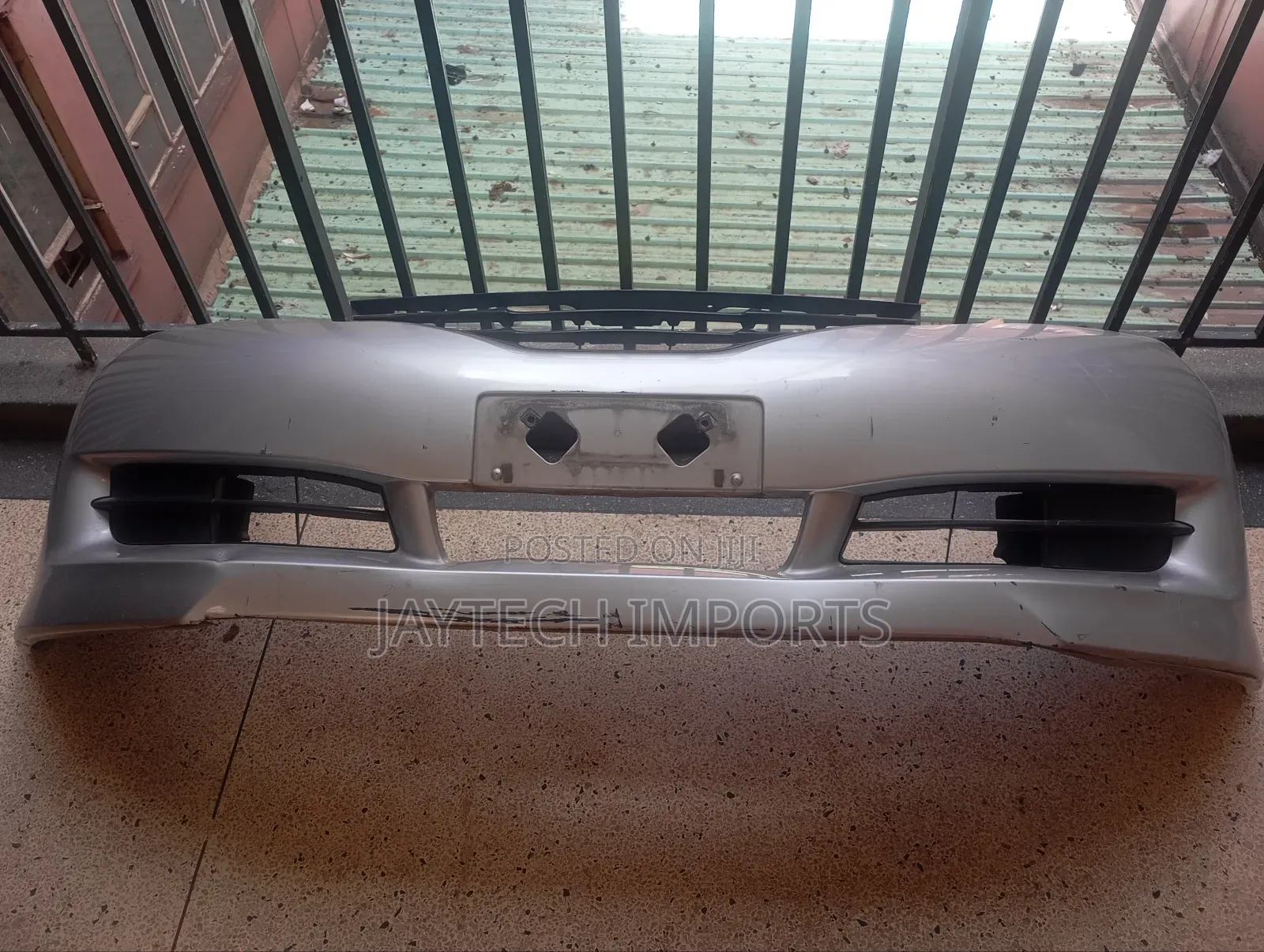 Wish 2010 Frontbumper