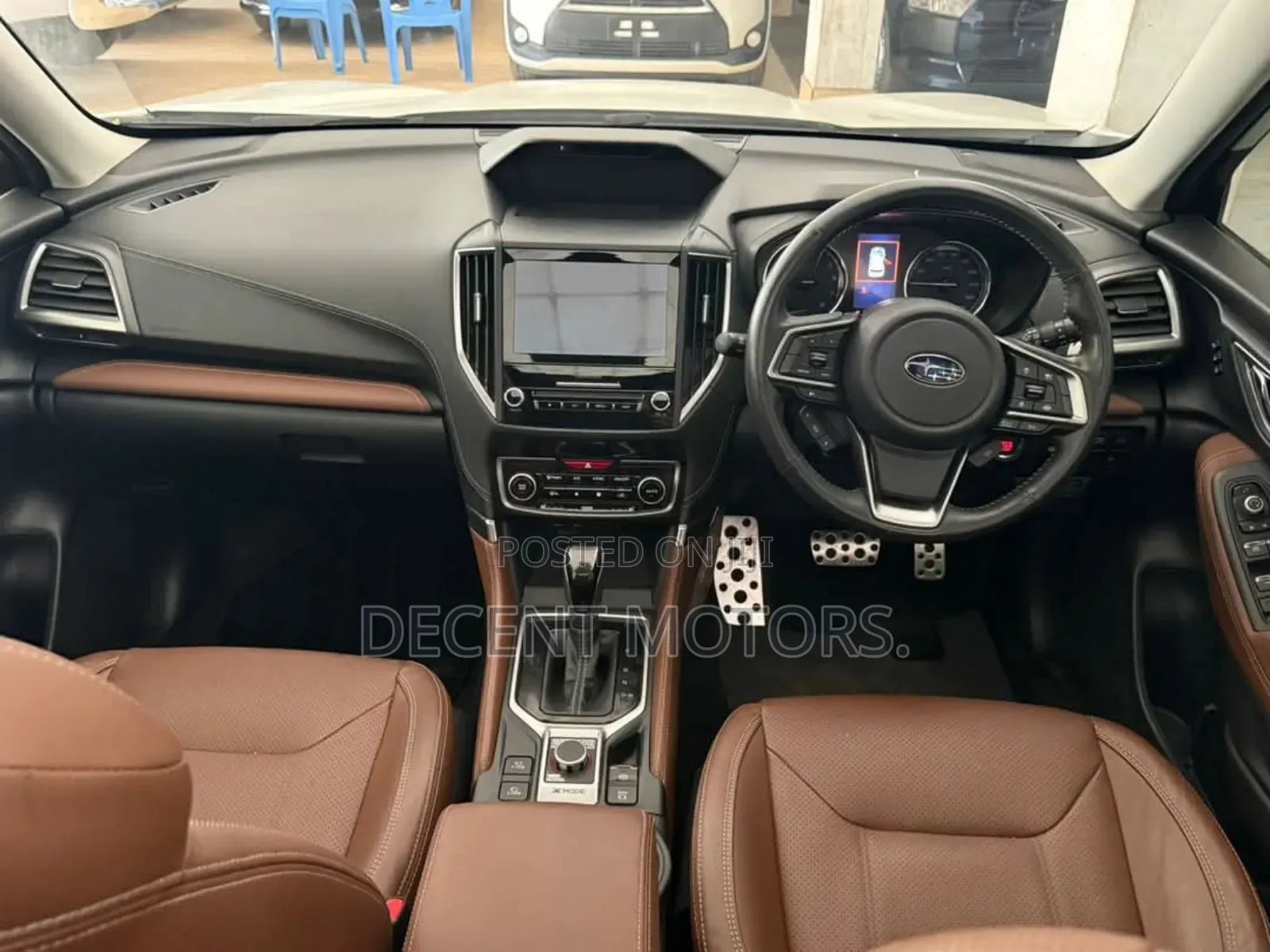 Lexus LX 2018 White