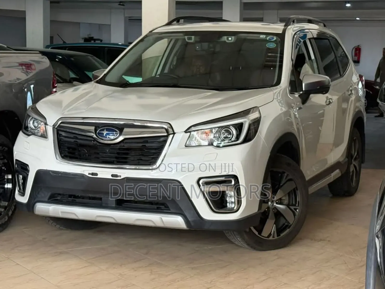 Lexus LX 2018 White