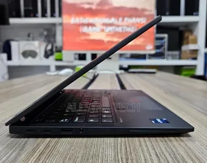Laptop Lenovo Thinkpad X13 Yoga 16GB Intel Core I5 SSD 512GB