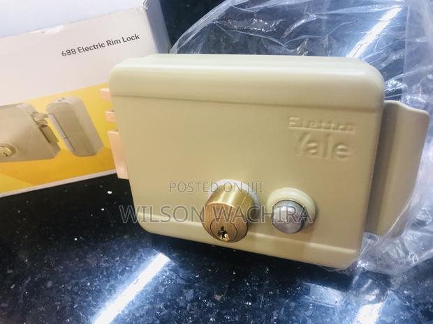 Yale Electric Door Lock - main view