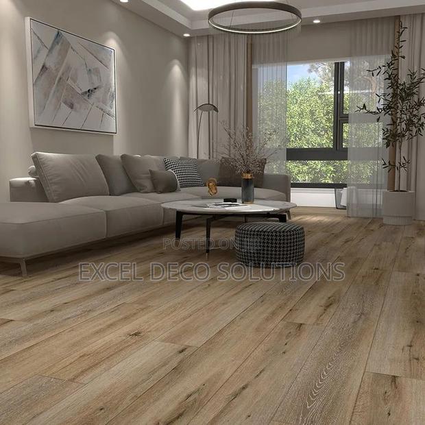Elegant SPC Flooring for Modern Homes
