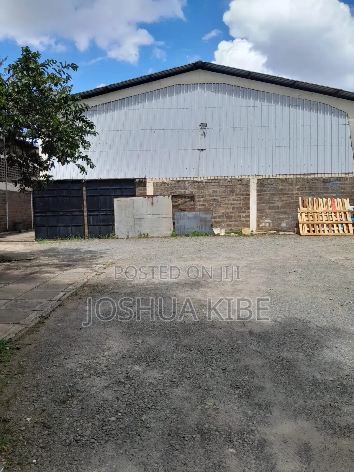 Prime 2.5-Acre Commercial Property in Baba Dogo Offices