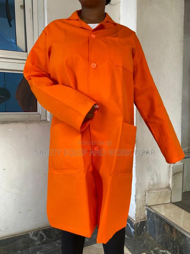 Dust Coat With Multiple Pockets. - main view