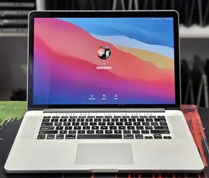 Laptop Apple MacBook Pro 2015 16GB Intel Core I7 SSD 256GB