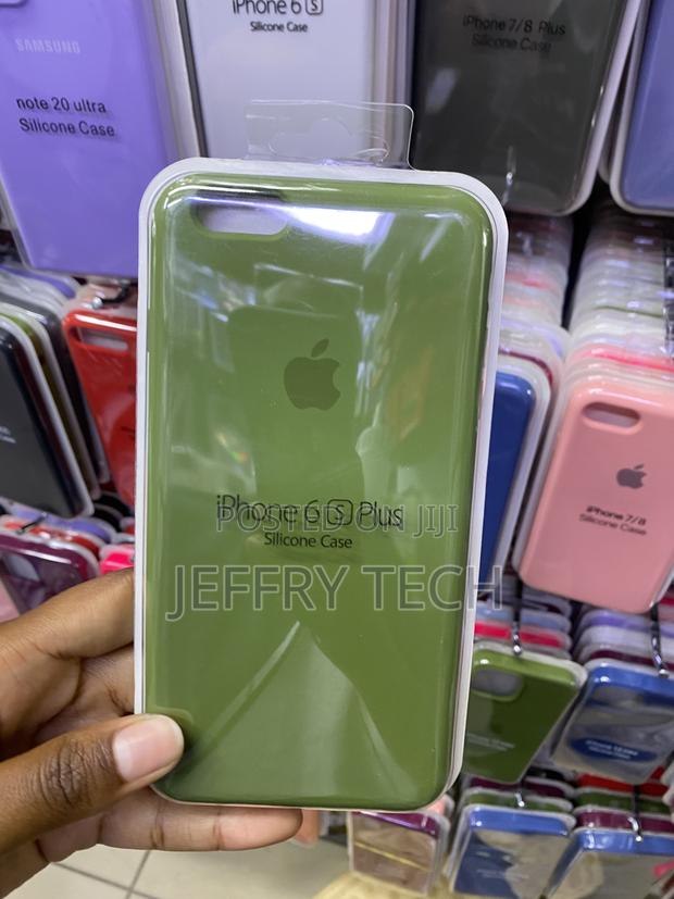 Kwmobile Liquid Silicone Case for iPhone 6 / 6s Plus Case - thumbnail 2