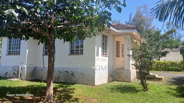 4bdrm Bungalow in Kadongo for sale