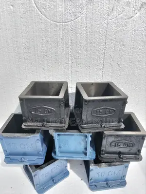 Cubical Cube Moulds