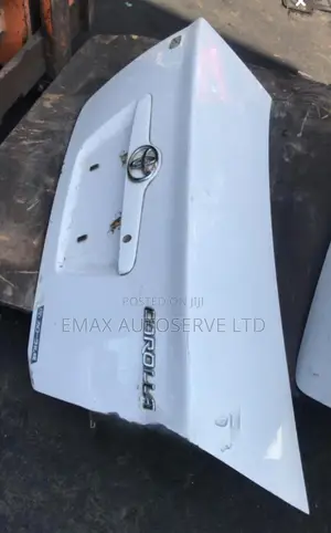 Nze 2003 Boot /Tailgate