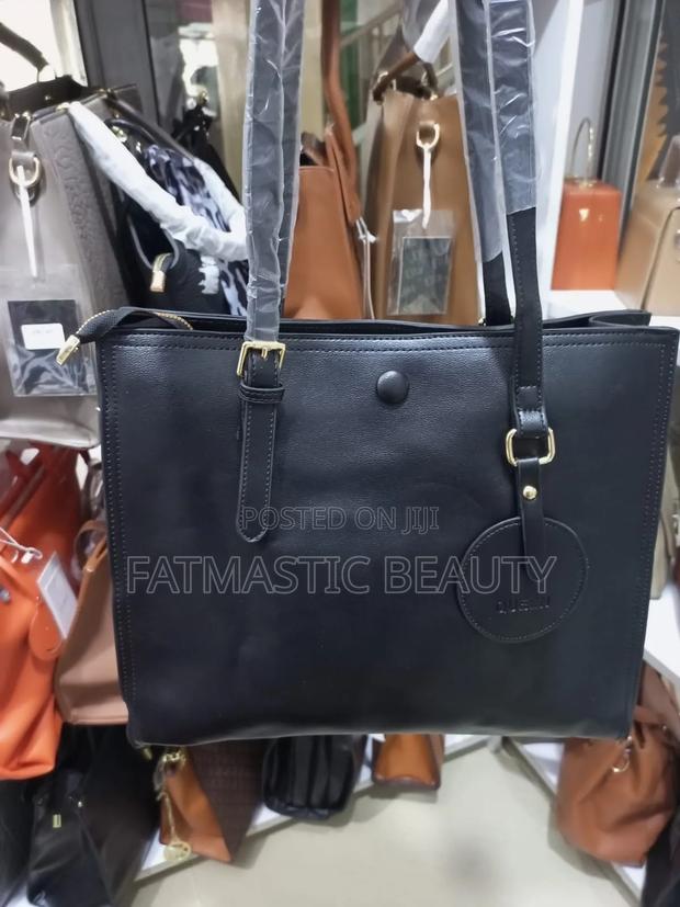 Good Material Handbag - thumbnail 2